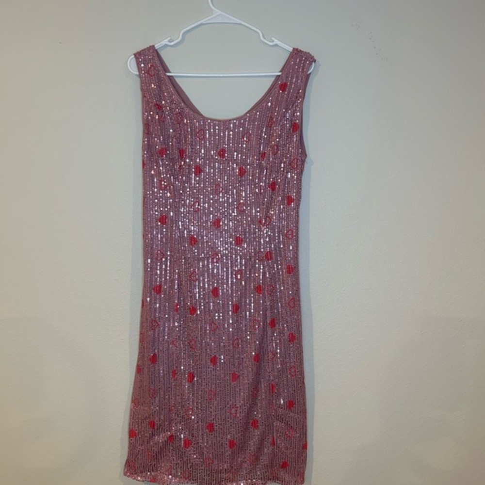 Barbiecore Pink sequin red heart extra large sleeveless feminine‎ midi dress.
